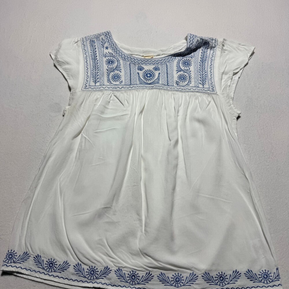 Faded Glory ARC3124 White Blue Embroidered Top M 8-10 Rayon